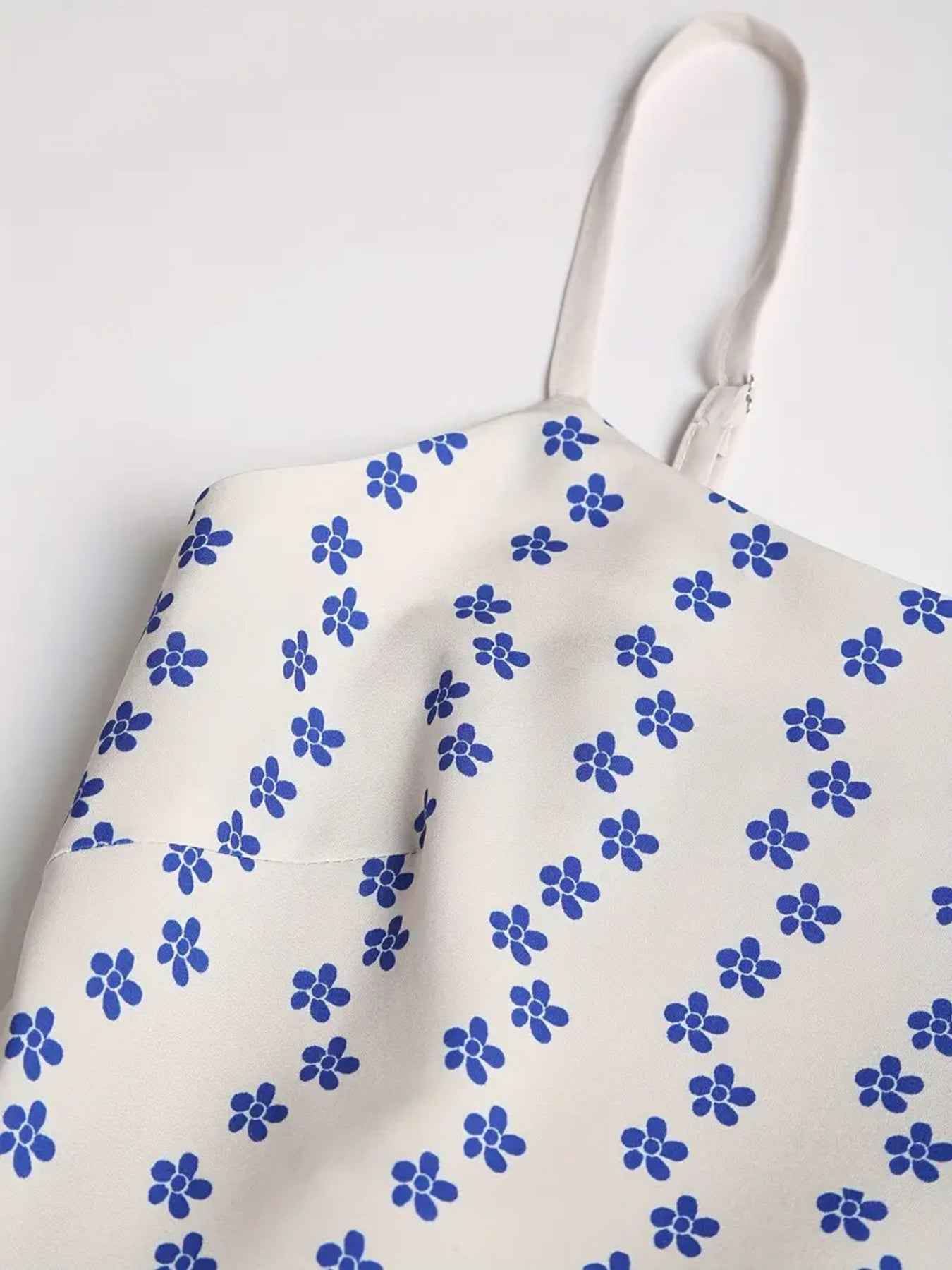 women_fashion - littlescollectionDressSardine Print Spaghetti Strap Midi - Women&